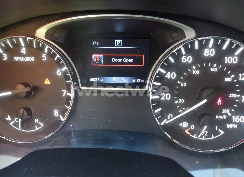 Photo 7 of 2018 Nissan Pathfinder SL (VIN 5N1DR2MN5JC611324)