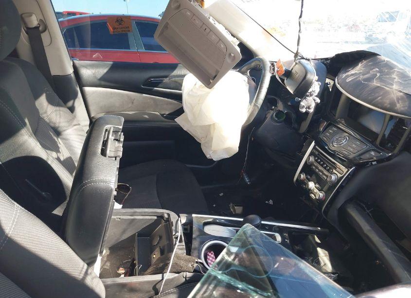 Photo 5 of 2019 Nissan Pathfinder SV (VIN 5N1DR2MN5KC620767)