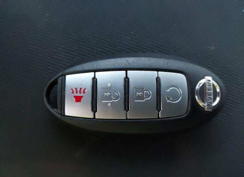 Photo 11 of 2017 Nissan Pathfinder SV (VIN 5N1DR2MN6HC621340)