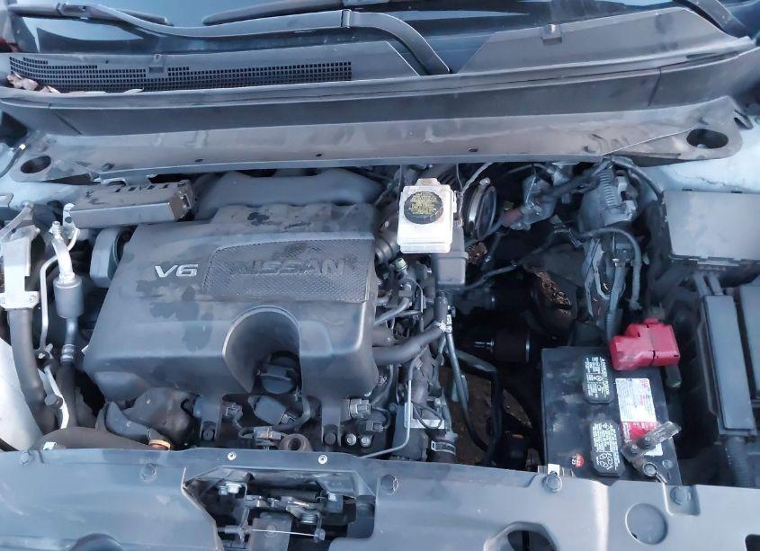 Photo 6 of 2017 Nissan Pathfinder SV (VIN 5N1DR2MN6HC621340)