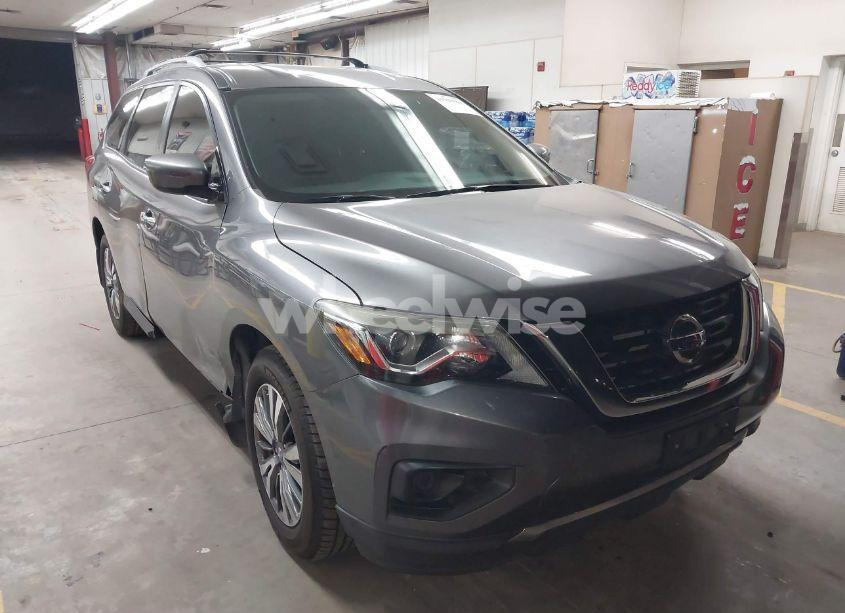 2017 Nissan Pathfinder S (VIN 5N1DR2MN6HC636646) main photo