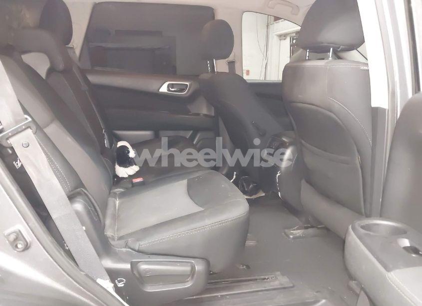 Photo 8 of 2017 Nissan Pathfinder S (VIN 5N1DR2MN6HC636646)