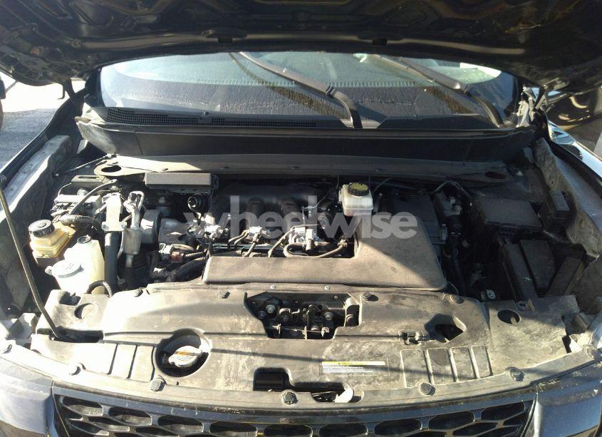 Photo 10 of 2017 Nissan Pathfinder SV (VIN 5N1DR2MN6HC644925)