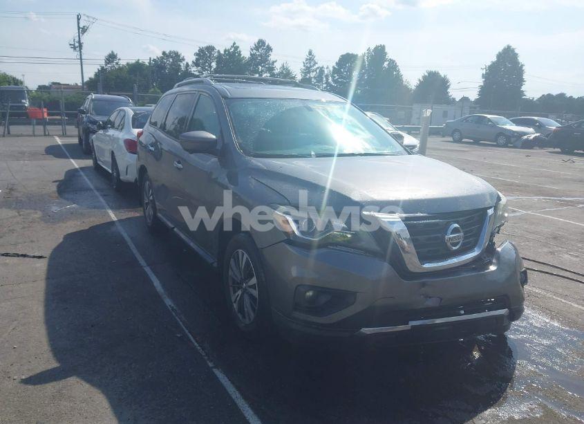 2017 Nissan Pathfinder SL (VIN 5N1DR2MN6HC659747) main photo