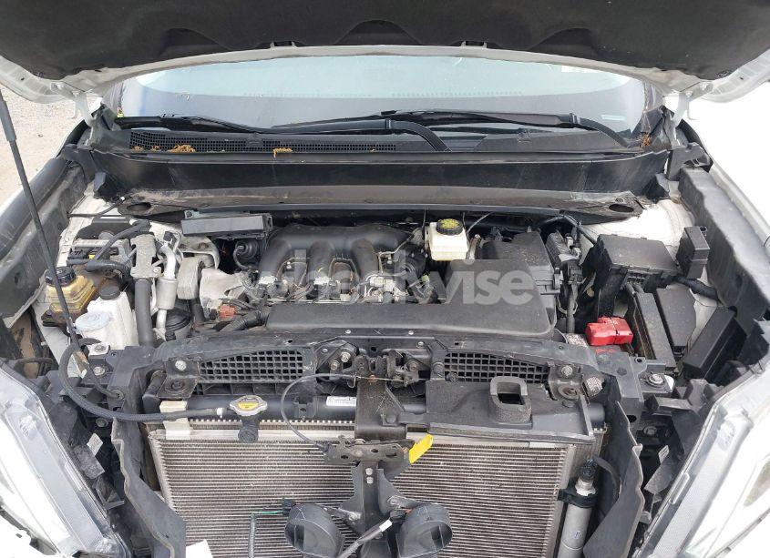 Photo 10 of 2017 Nissan Pathfinder SV (VIN 5N1DR2MN6HC665287)