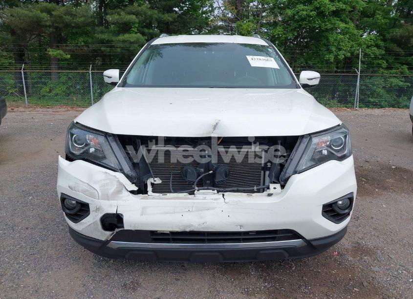 Photo 13 of 2017 Nissan Pathfinder SV (VIN 5N1DR2MN6HC665287)