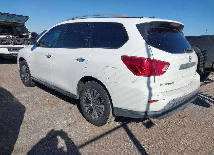 Photo 3 of 2017 Nissan Pathfinder SV (VIN 5N1DR2MN6HC681201)