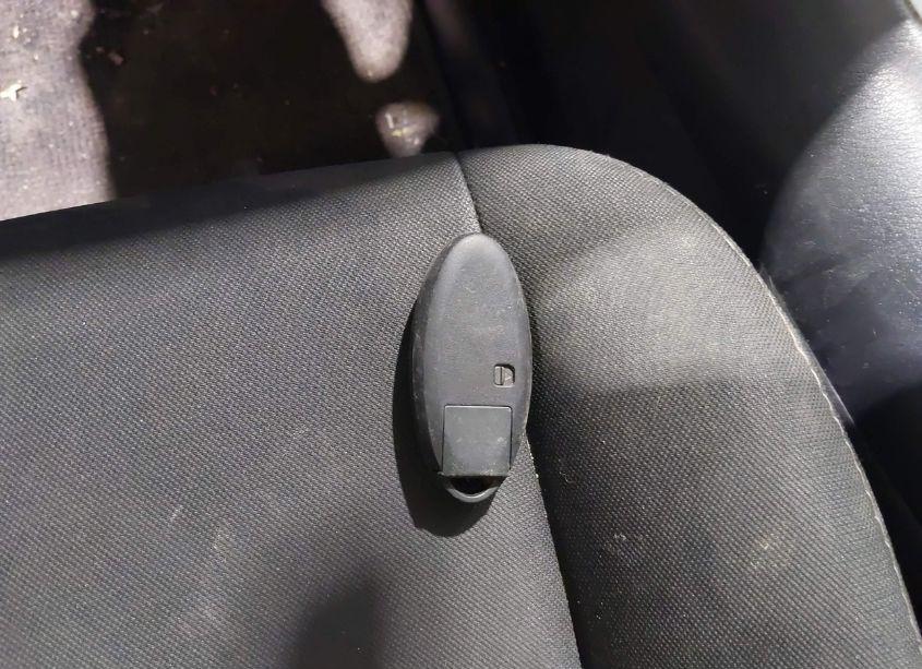 Photo 11 of 2017 Nissan Pathfinder SV (VIN 5N1DR2MN6HC686267)