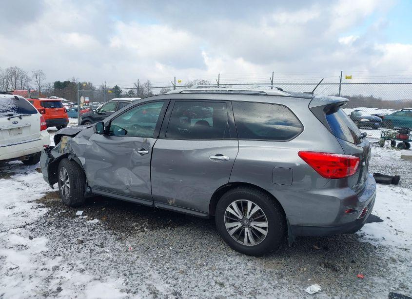 Photo 14 of 2017 Nissan Pathfinder S (VIN 5N1DR2MN6HC900688)