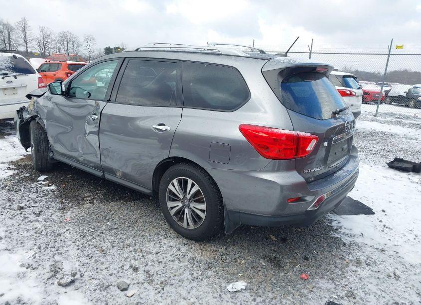 Photo 3 of 2017 Nissan Pathfinder S (VIN 5N1DR2MN6HC900688)