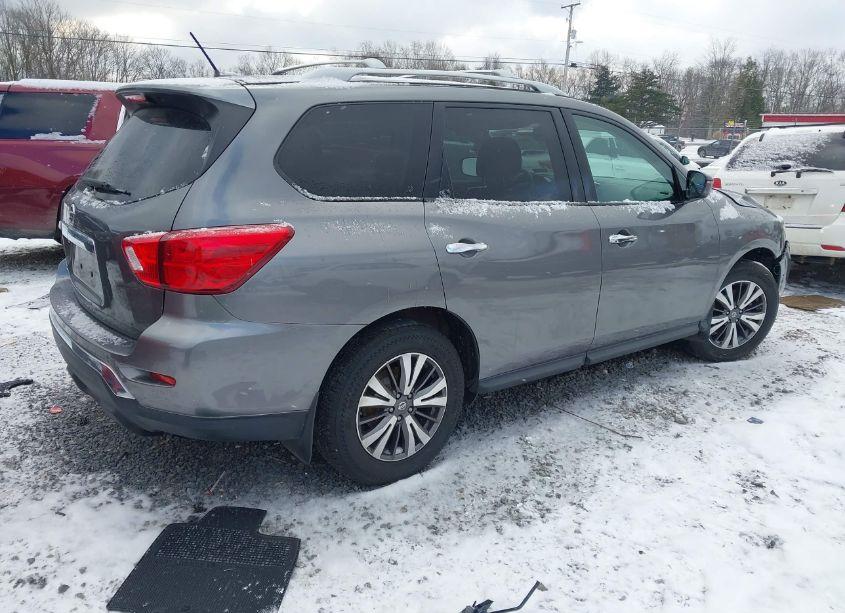 Photo 4 of 2017 Nissan Pathfinder S (VIN 5N1DR2MN6HC900688)