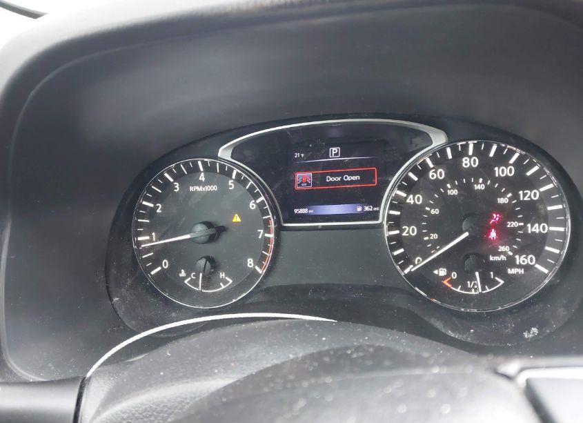 Photo 7 of 2017 Nissan Pathfinder S (VIN 5N1DR2MN6HC900688)