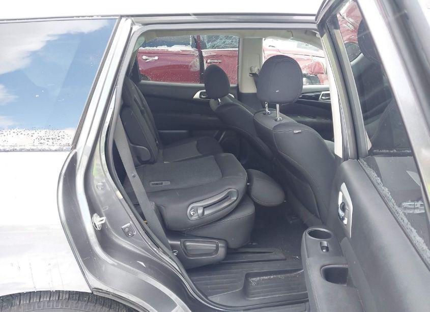 Photo 8 of 2017 Nissan Pathfinder S (VIN 5N1DR2MN6HC900688)