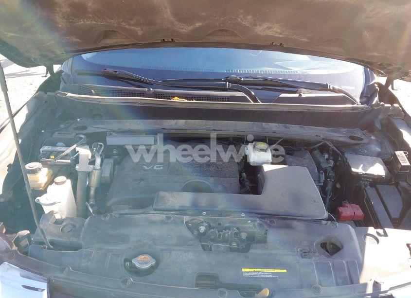 Photo 10 of 2017 Nissan Pathfinder SV (VIN 5N1DR2MN6HC901405)