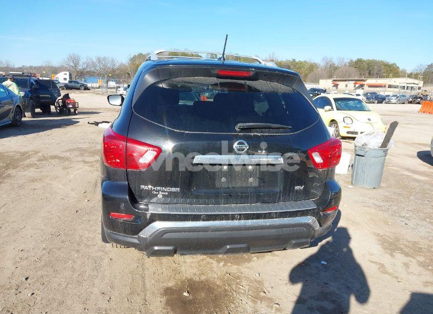 Photo 16 of 2017 Nissan Pathfinder SV (VIN 5N1DR2MN6HC901405)