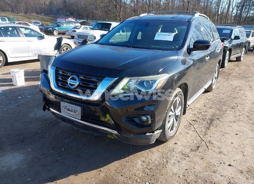 Photo 6 of 2017 Nissan Pathfinder SV (VIN 5N1DR2MN6HC901405)