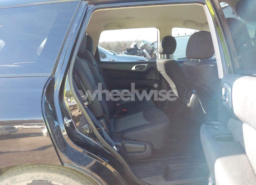 Photo 8 of 2017 Nissan Pathfinder SV (VIN 5N1DR2MN6HC901405)