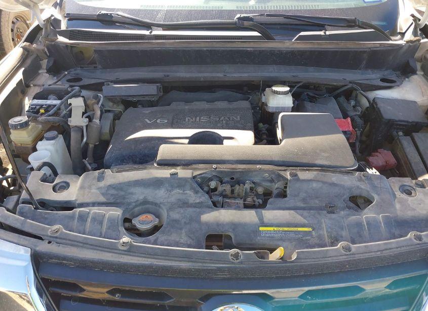 Photo 10 of 2018 Nissan Pathfinder SV (VIN 5N1DR2MN6JC662282)