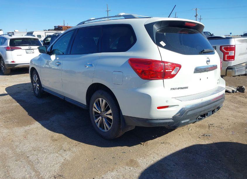 Photo 3 of 2018 Nissan Pathfinder SV (VIN 5N1DR2MN6JC662282)