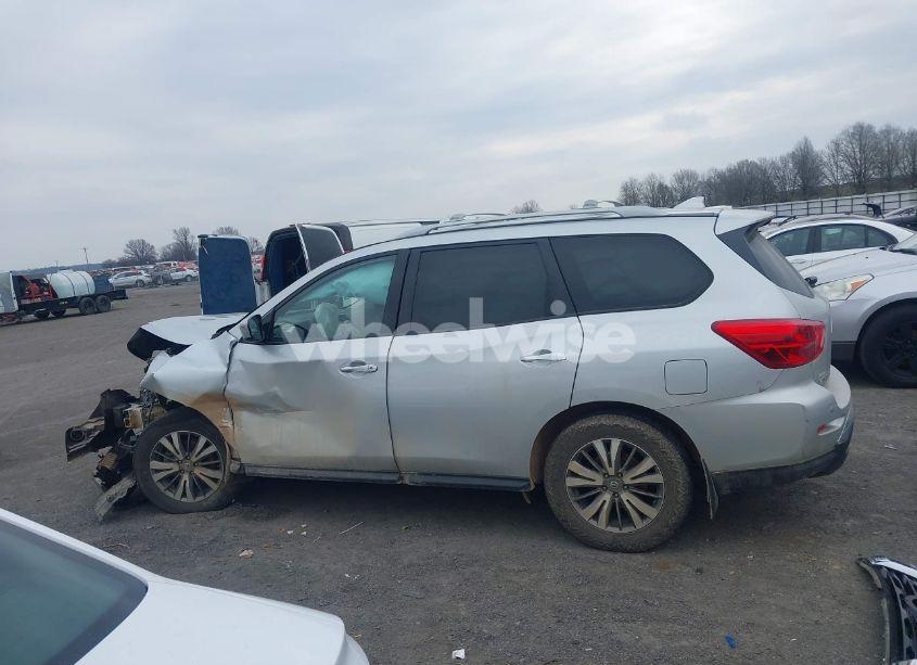 Photo 15 of 2019 Nissan Pathfinder S (VIN 5N1DR2MN6KC631602)