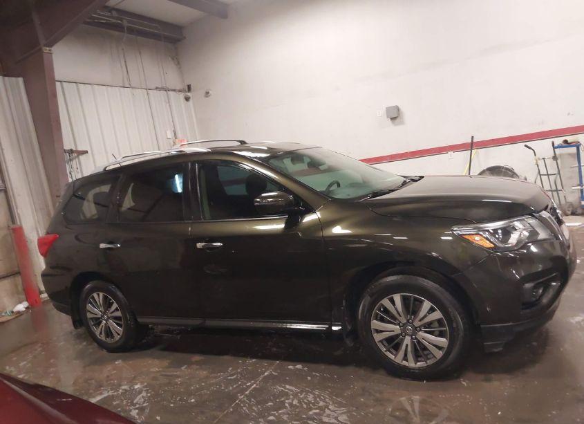 Photo 13 of 2017 Nissan Pathfinder S (VIN 5N1DR2MN7HC602683)