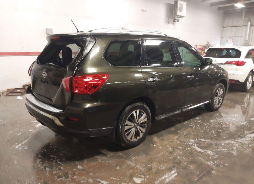 Photo 4 of 2017 Nissan Pathfinder S (VIN 5N1DR2MN7HC602683)