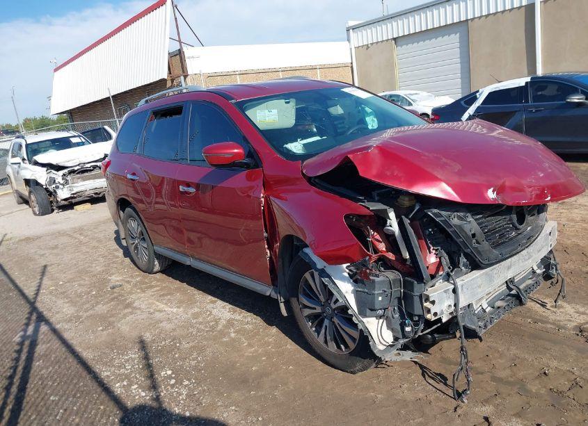 2017 Nissan Pathfinder S (VIN 5N1DR2MN7HC612372) main photo