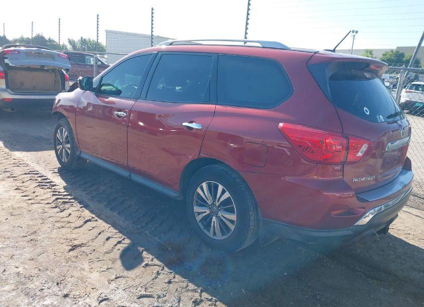 Photo 3 of 2017 Nissan Pathfinder S (VIN 5N1DR2MN7HC612372)
