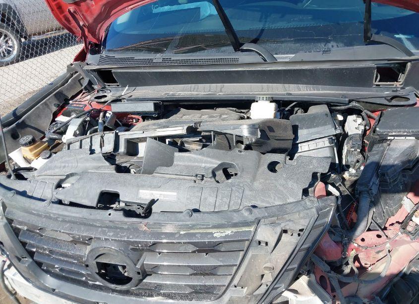 Photo 6 of 2017 Nissan Pathfinder S (VIN 5N1DR2MN7HC612372)