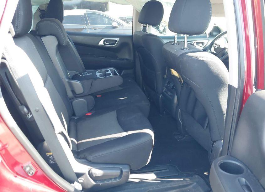 Photo 8 of 2017 Nissan Pathfinder S (VIN 5N1DR2MN7HC612372)