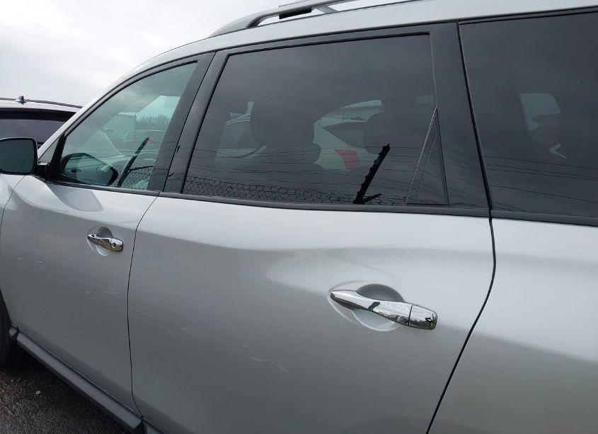 Photo 14 of 2017 Nissan Pathfinder S (VIN 5N1DR2MN7HC622433)