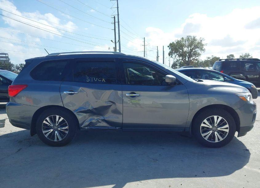 Photo 13 of 2017 Nissan Pathfinder SL (VIN 5N1DR2MN7HC659174)
