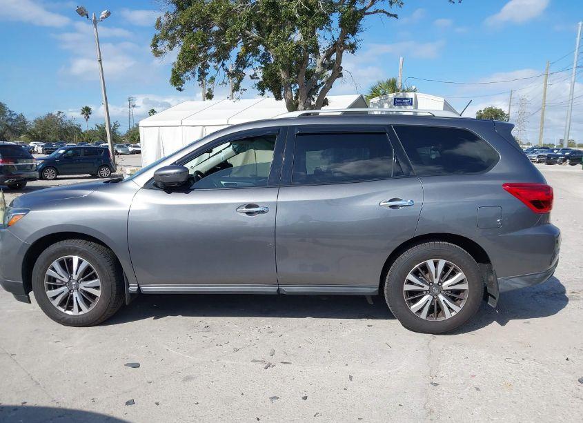 Photo 14 of 2017 Nissan Pathfinder SL (VIN 5N1DR2MN7HC659174)