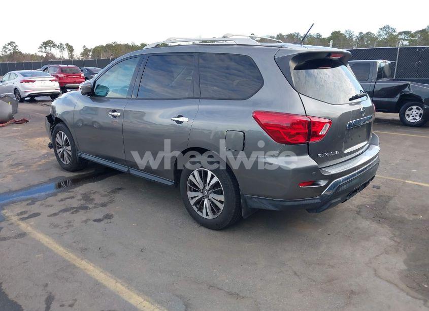 Photo 3 of 2017 Nissan Pathfinder SV (VIN 5N1DR2MN7HC660048)