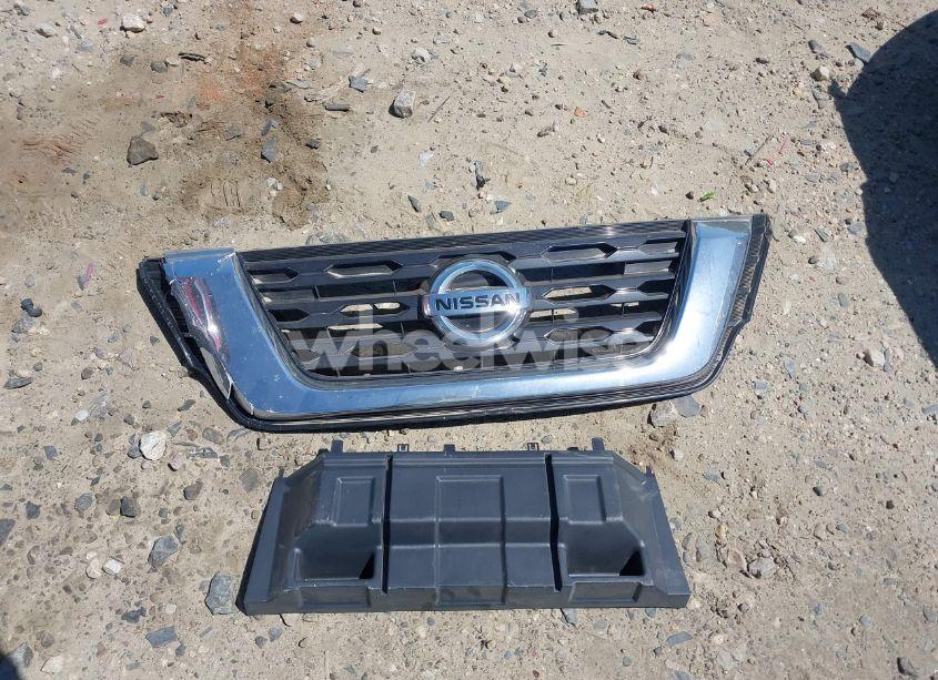 Photo 11 of 2017 Nissan Pathfinder SV (VIN 5N1DR2MN7HC670336)