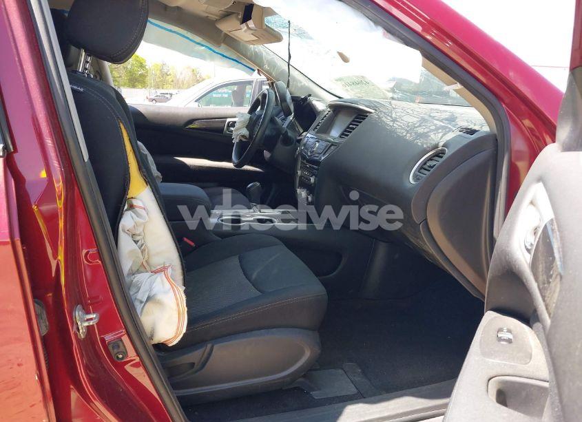 Photo 5 of 2017 Nissan Pathfinder SV (VIN 5N1DR2MN7HC670336)