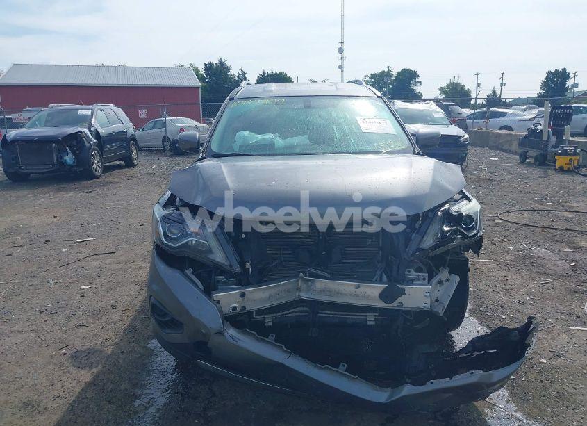 Photo 13 of 2017 Nissan Pathfinder S (VIN 5N1DR2MN7HC683927)