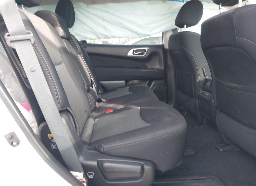 Photo 8 of 2017 Nissan Pathfinder S (VIN 5N1DR2MN7HC689632)