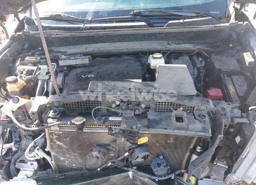 Photo 10 of 2018 Nissan Pathfinder SV (VIN 5N1DR2MN7JC619733)