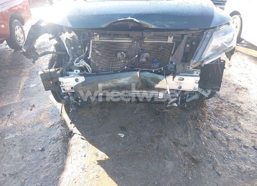 Photo 6 of 2018 Nissan Pathfinder SV (VIN 5N1DR2MN7JC619733)