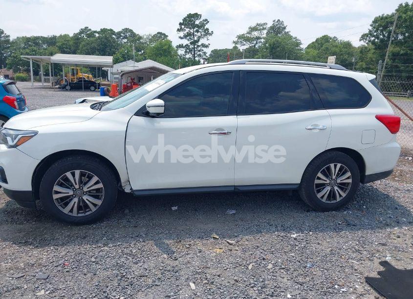 Photo 14 of 2018 Nissan Pathfinder SL (VIN 5N1DR2MN7JC634815)