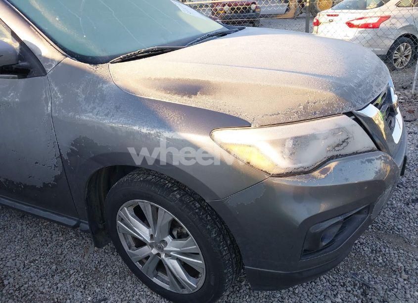 2018 Nissan Pathfinder SL (VIN 5N1DR2MN7JC658029) main photo