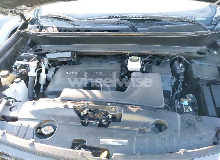 Photo 10 of 2018 Nissan Pathfinder SL (VIN 5N1DR2MN7JC658029)