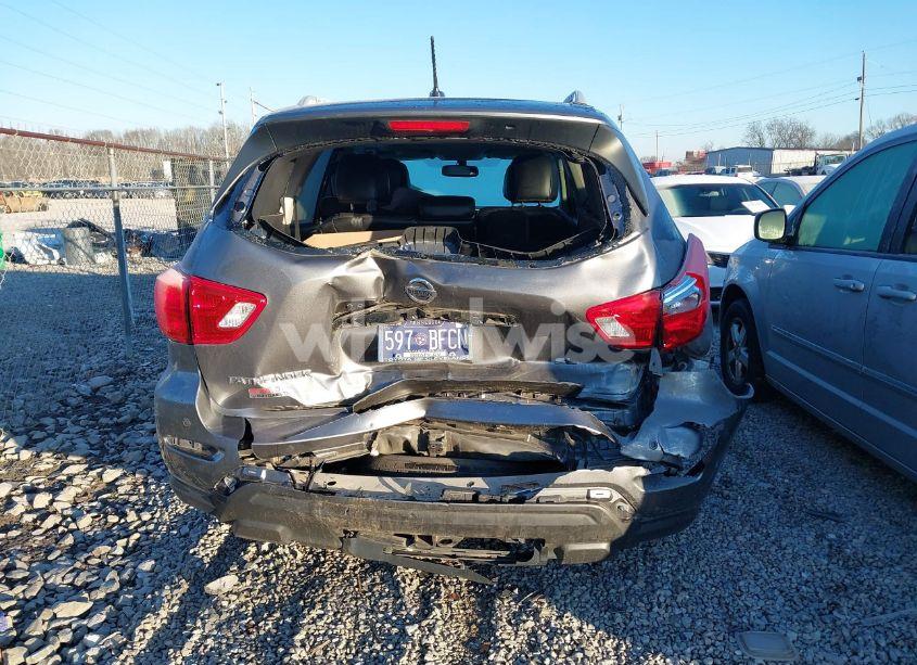 Photo 16 of 2018 Nissan Pathfinder SL (VIN 5N1DR2MN7JC658029)