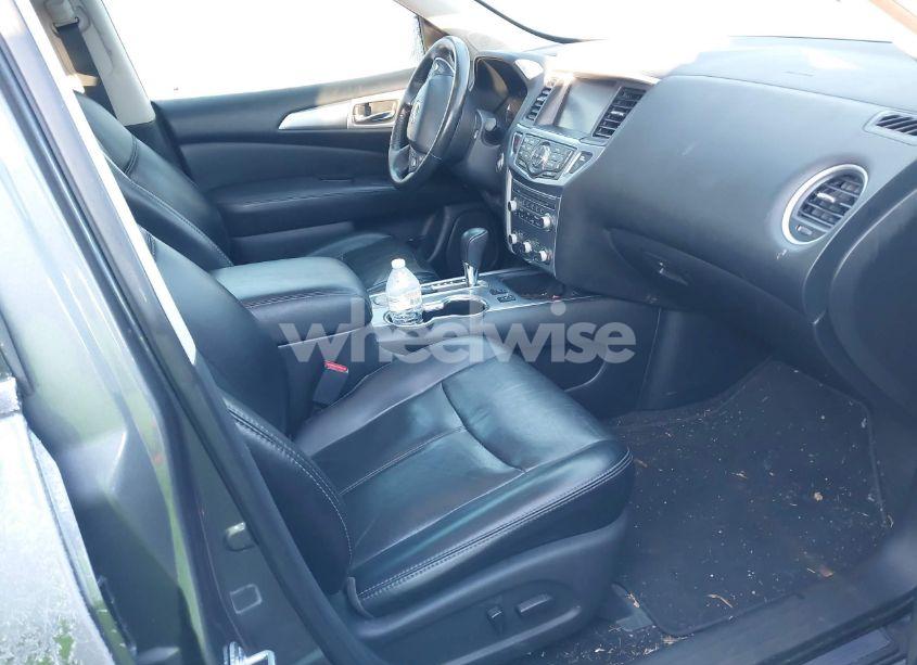 Photo 5 of 2018 Nissan Pathfinder SL (VIN 5N1DR2MN7JC658029)