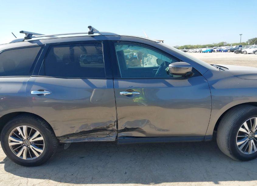 Photo 14 of 2018 Nissan Pathfinder SV (VIN 5N1DR2MN7JC659326)