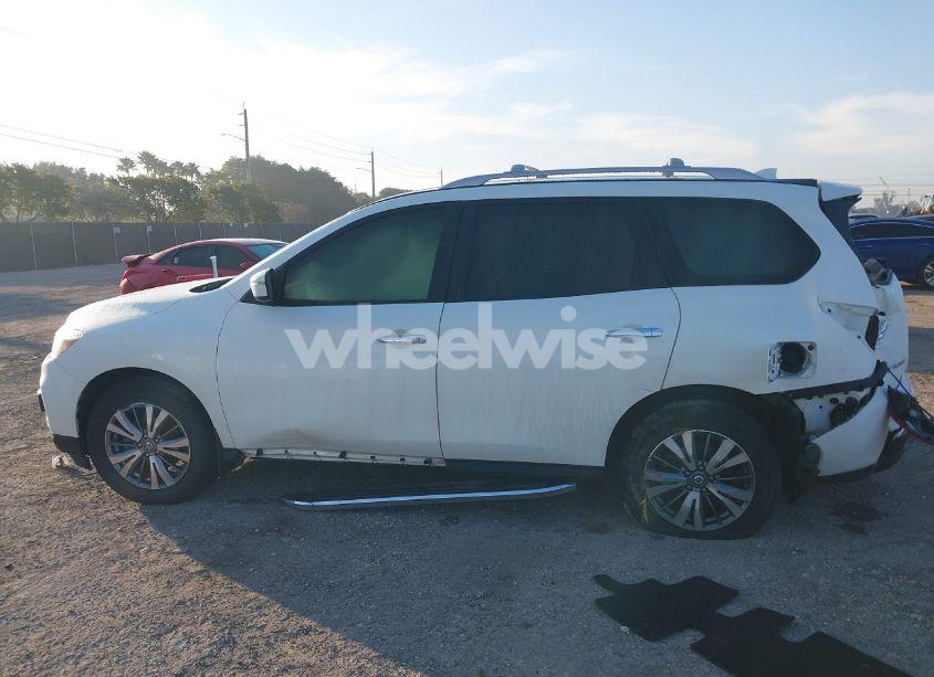 Photo 14 of 2019 Nissan Pathfinder SV (VIN 5N1DR2MN7KC582944)