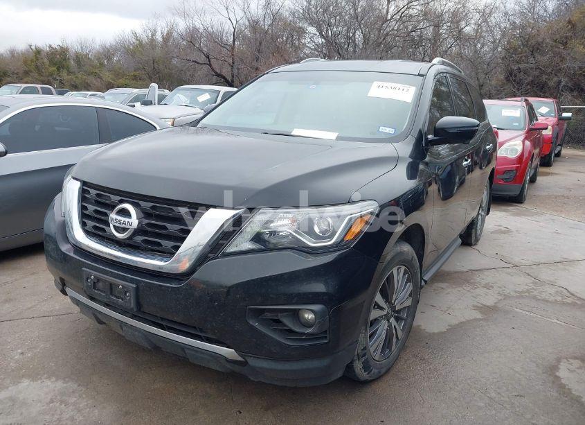 Photo 2 of 2019 Nissan Pathfinder SL (VIN 5N1DR2MN7KC615831)