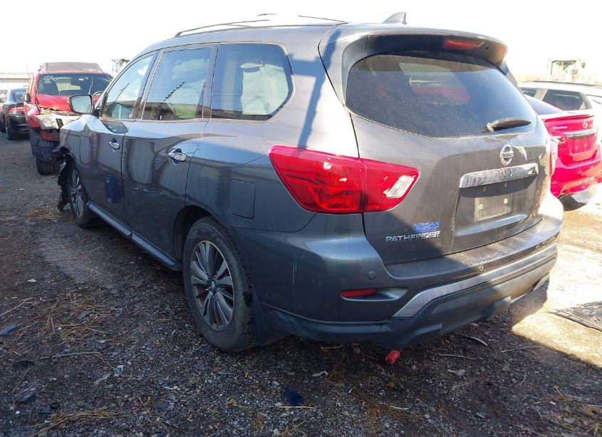 Photo 3 of 2019 Nissan Pathfinder S (VIN 5N1DR2MN7KC619779)