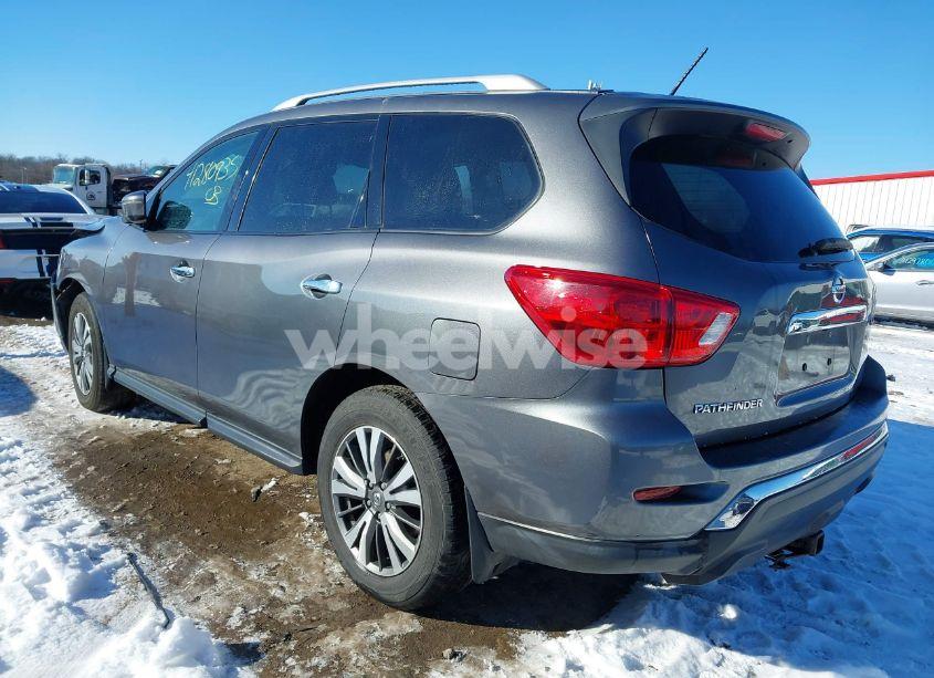 Photo 3 of 2017 Nissan Pathfinder S (VIN 5N1DR2MN8HC621260)